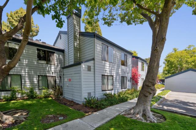 905 W Middlefield Road, Mountain View CA: https://media.crmls.org/mediaz/bbd13087-de5e-41b7-8016-3fd2e91c92a8.jpg