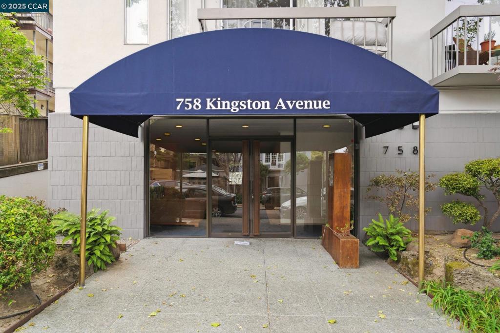 758 Kingston Ave #25
