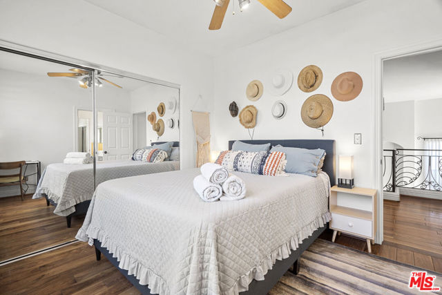 4544 Tobias Avenue, Sherman Oaks CA: https://media.crmls.org/mediaz/bbd41c5e-80e0-47ce-a1f7-4f250d532c3b.jpg