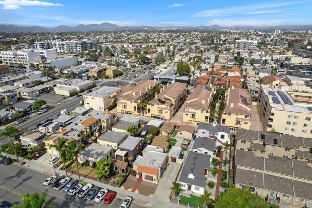 4365 Kansas, San Diego CA: https://media.crmls.org/mediaz/bbd5098d-b2c9-4d9f-97c7-a07a190841ab.jpg