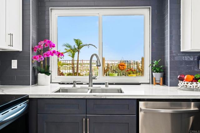 Detail Gallery Image 20 of 67 For 3258 San Helena Dr, Oceanside,  CA 92056 - 4 Beds | 2/1 Baths