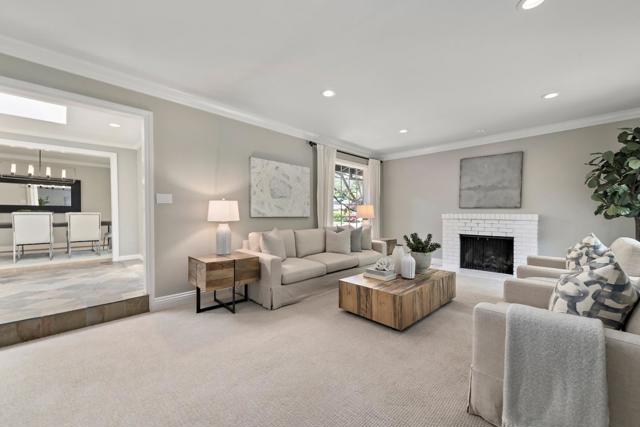 60 Vasilakos Way, Menlo Park CA: https://media.crmls.org/mediaz/bbd64e48-9b6e-4778-a5b3-9ed03f869612.jpg