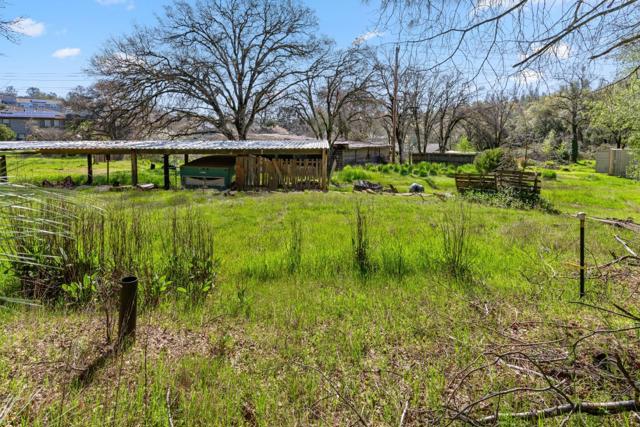 10264 Combie Road,  CA: https://media.crmls.org/mediaz/bbd700be-a21b-4800-97bb-927bae76cf71.jpg