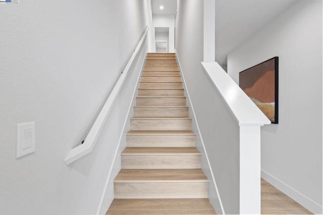 985 Harcot Court, San Jose CA: https://media.crmls.org/mediaz/bbd87b0b-8900-40e1-8c18-e5d256c2d66b.jpg