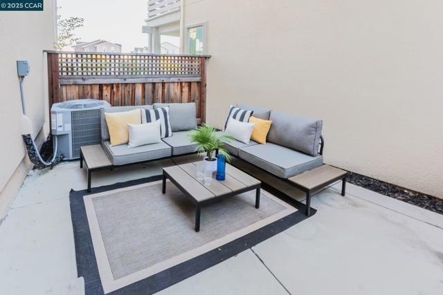 4228 Loyalton Rd, Dublin CA: https://media.crmls.org/mediaz/bbd89b86-0c74-46e5-95a4-2cce638b13ef.jpg