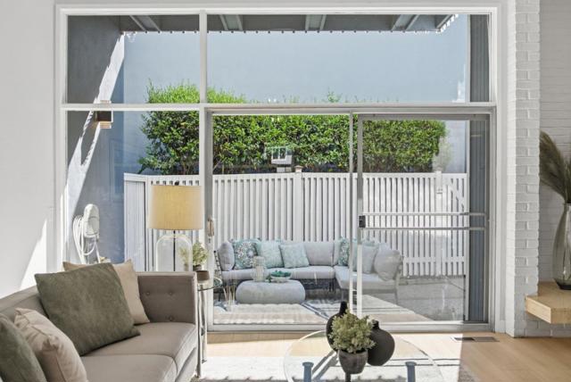 315 Carlos Avenue, Redwood City CA: https://media.crmls.org/mediaz/bbd8e37b-ece4-464c-89b3-2cb075909384.jpg