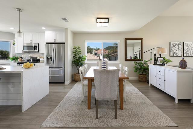 Detail Gallery Image 18 of 73 For 13356 Corte De Chucena, San Diego,  CA 92128 - 3 Beds | 2 Baths
