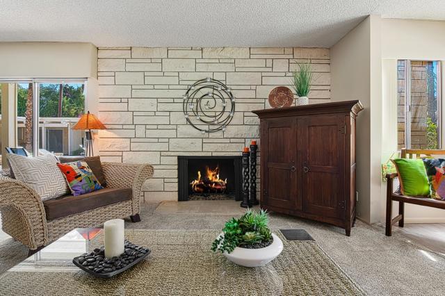 290 S San Jacinto Drive, Palm Springs CA: https://media.crmls.org/mediaz/bbd91d27-1db7-4041-b853-8e031eac0ae0.jpg