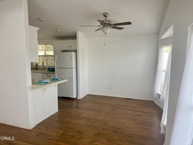 7 Wisteria Way, Ventura CA: https://media.crmls.org/mediaz/bbdaeaba-8988-4129-9390-266ae48bd7b5.jpg