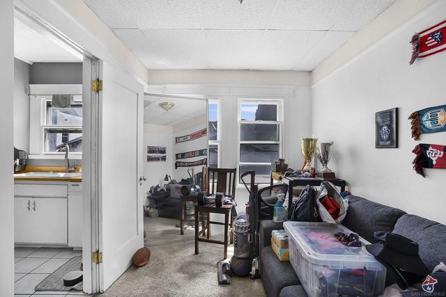 2311 State St, San Diego CA: https://media.crmls.org/mediaz/bbdb246b-56f1-48f9-a584-e4dd8fc20ec9.jpg