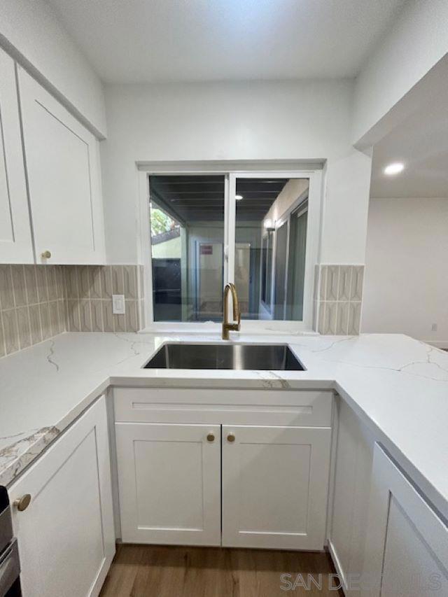 7946 Mission Center Ct, San Diego CA: https://media.crmls.org/mediaz/bbdb3bee-0ab7-4cca-9df9-a025121fe19e.jpg