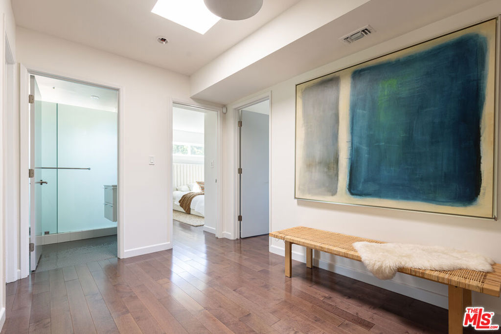 MLS #25567183 img 25