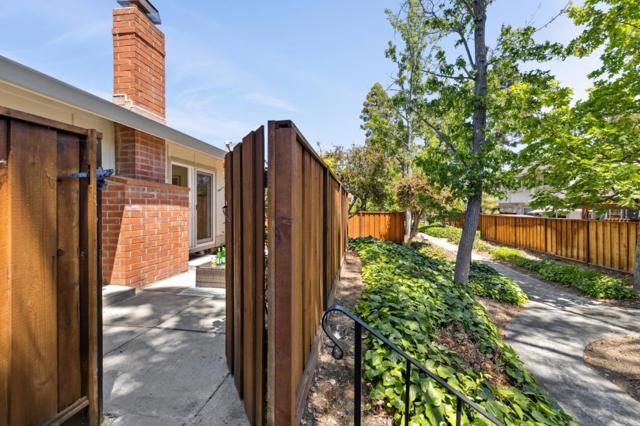 10892 Northfield Square, Cupertino CA: https://media.crmls.org/mediaz/bbdbb593-fcf3-48e6-a967-e8298e61b774.jpg