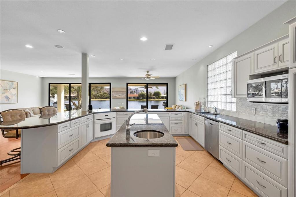 MLS #219136421DA image #19