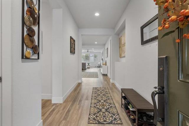 256 Copperleaf Lane, San Juan Bautista CA: https://media.crmls.org/mediaz/bbdc6dc0-3351-4969-bf2e-77fea8c88847.jpg