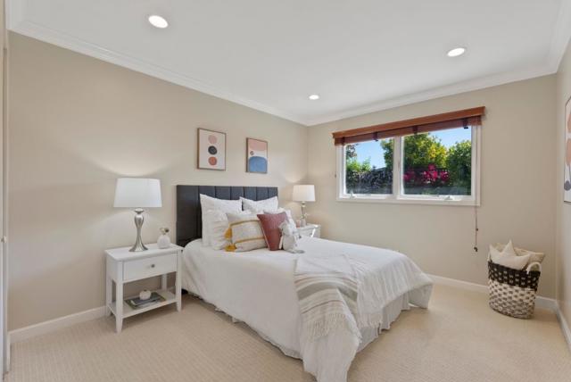 372 Bluefish Court, Foster City CA: https://media.crmls.org/mediaz/bbdd80a1-abdf-4b5e-a975-5eecead6304f.jpg