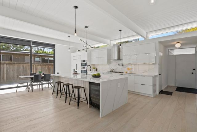 986 Loma Verde Avenue, Palo Alto CA: https://media.crmls.org/mediaz/bbdd96a2-aa65-4159-ac4e-78da4b3afd18.jpg