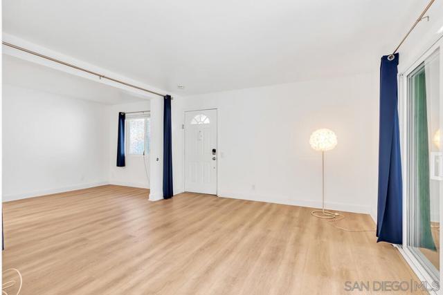 3136 Via Alicante, La Jolla CA: https://media.crmls.org/mediaz/bbdefd7c-ee03-4475-ae79-19757e8abe10.jpg