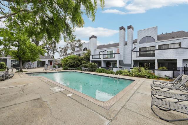 52 Cape Hatteras Court, Redwood City CA: https://media.crmls.org/mediaz/bbdf7f70-f09d-4a1c-b455-31ca376be0c3.jpg