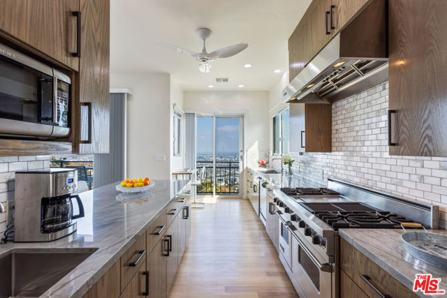 1556 Blue Jay Way, Los Angeles CA: https://media.crmls.org/mediaz/bbdfbbab-c45e-415d-ae09-81c28f35631d.jpg
