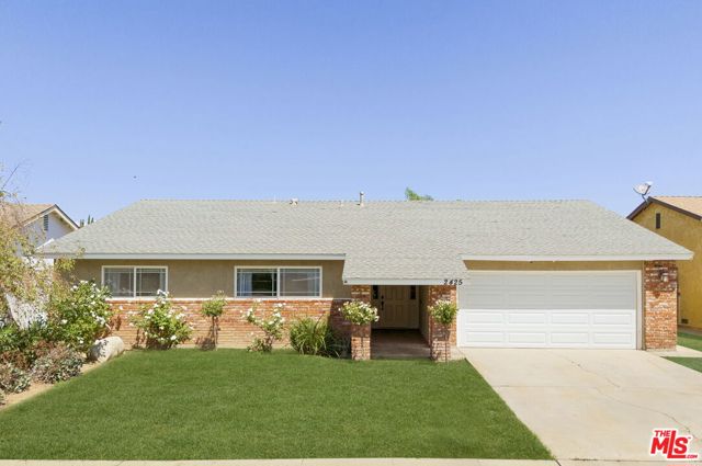 2425 Dusan Street photo 2