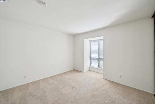 8985 Alcosta Blvd, San Ramon CA: https://media.crmls.org/mediaz/bbe1572e-f090-4f79-ad10-99821d9e8d16.jpg