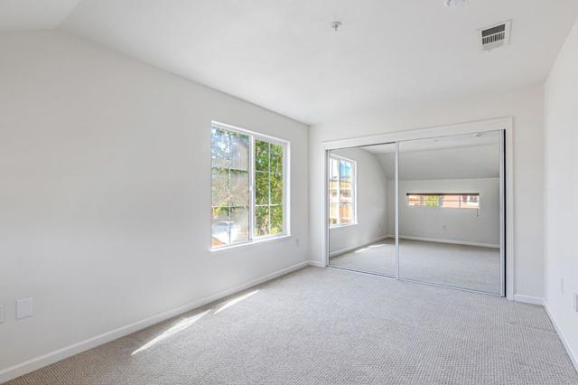 1554 Rosette Way, Gilroy CA: https://media.crmls.org/mediaz/bbe1c2a4-8911-4ea2-a5a7-cc616445a456.jpg