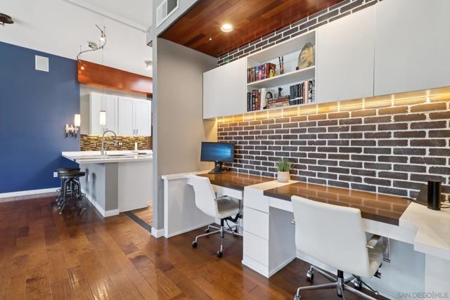 1780 Kettner Blvd, San Diego CA: https://media.crmls.org/mediaz/bbe211da-048d-48bd-9d71-f6dd7bfc6ae6.jpg