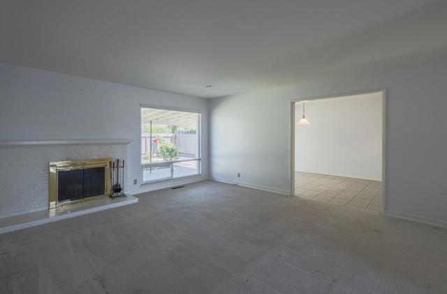 1223 Padre Drive, Salinas CA: https://media.crmls.org/mediaz/bbe4da57-50a8-4907-8e78-cc664abb38aa.jpg