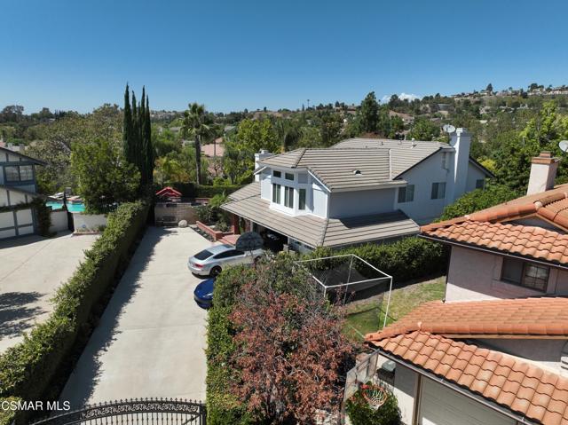 2848 Bayham Cir, Thousand Oaks CA: https://media.crmls.org/mediaz/bbe4fb9f-e7c5-46b0-9cc0-4f6c8d7c5f24.jpg