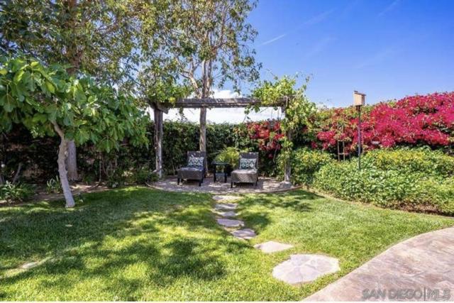 16624 Santa Mariana Ct, San Diego CA: https://media.crmls.org/mediaz/bbe5e6bd-e67b-4f7a-99a9-f4f734ed7ed4.jpg