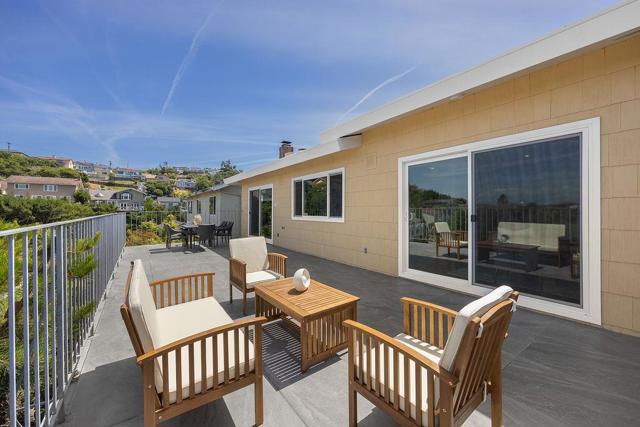 818 Clearfield Drive, Millbrae CA: https://media.crmls.org/mediaz/bbe76447-dff8-4ee7-8ca2-7acfa7102492.jpg
