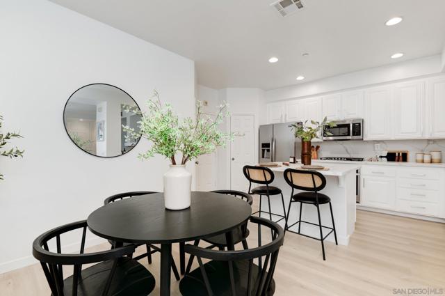 7895 Via Montebello, San Diego CA: https://media.crmls.org/mediaz/bbe86a63-ad57-4c95-b34d-e0e53e707939.jpg