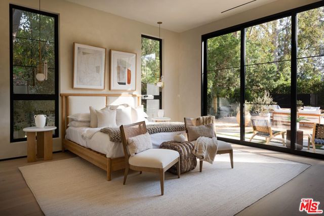 23340 Collins Street, Woodland Hills CA: https://media.crmls.org/mediaz/bbea2e61-cc2f-40d9-afdc-752a552432ad.jpg