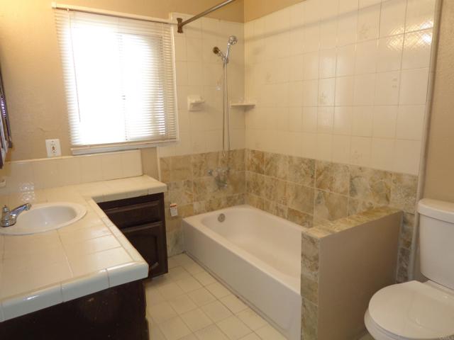 404 414 PALM AVENUE, Chula Vista CA: https://media.crmls.org/mediaz/bbea2e7f-7605-4e7f-aa76-62c5e5555f64.jpg