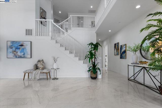 2848 E Cog Hill Ter, Dublin CA: https://media.crmls.org/mediaz/bbea4827-cc69-41ac-9caf-9ec8ab35728a.jpg