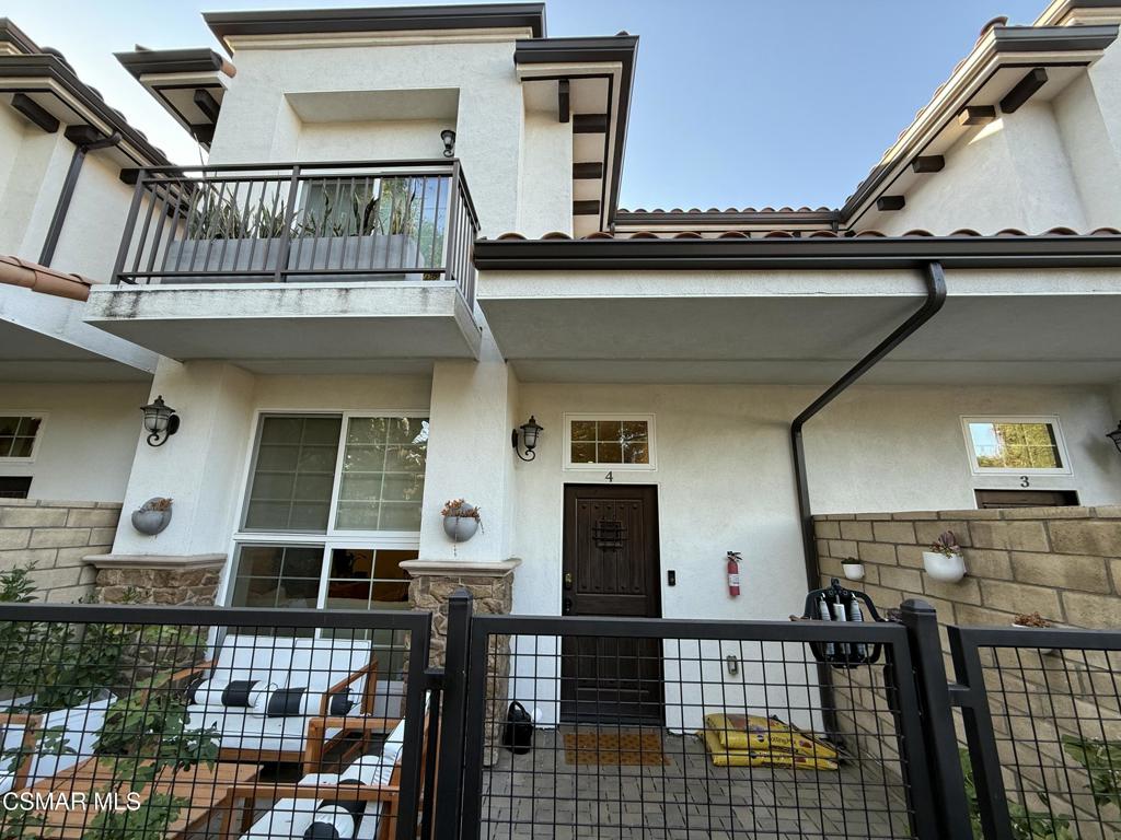 3236 Royal Oaks Drive #4