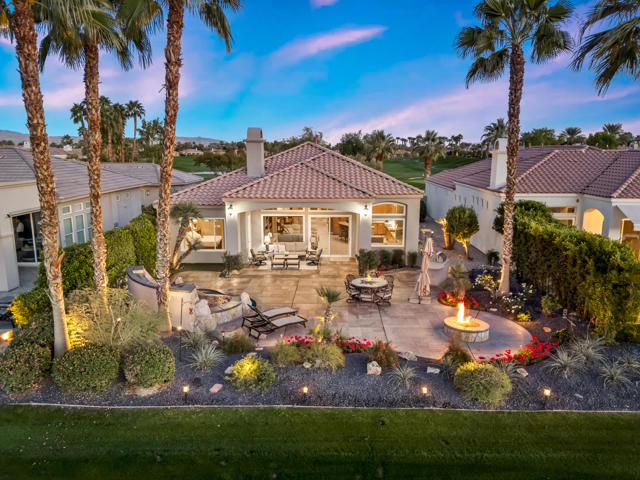 50605 Verano Drive, La Quinta CA: https://media.crmls.org/mediaz/bbea5bf7-0738-4fbb-8197-969fb6869c38.jpg