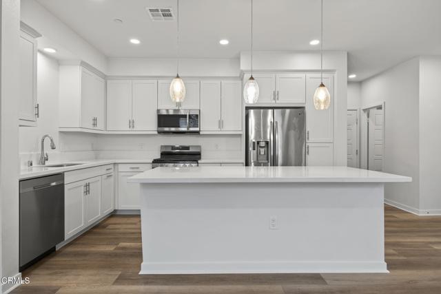 Detail Gallery Image 27 of 75 For 611 Winchester Dr, Oxnard,  CA 93036 - 3 Beds | 3/1 Baths