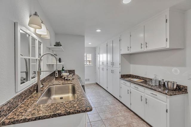 1081 Oak Street, Hollister CA: https://media.crmls.org/mediaz/bbeb3347-a8cb-4f7a-8ef1-4f911b1f65f4.jpg