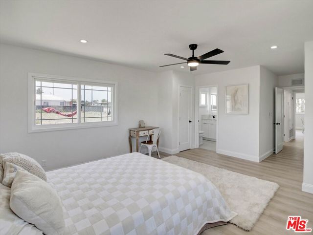 10315 Condon Avenue photo 26