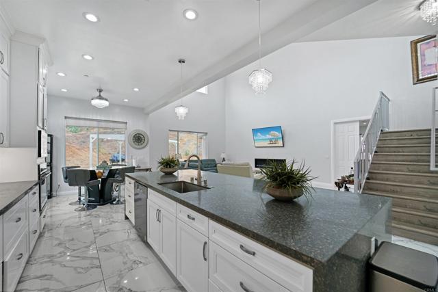 Image 7 of 32 For 1830 Vista Way