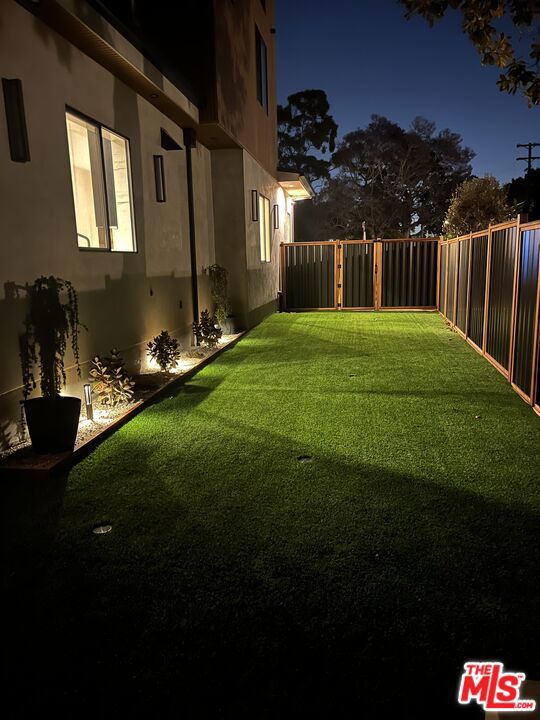7543 Denrock Avenue, Los Angeles CA: https://media.crmls.org/mediaz/bbee03c7-1e5b-4511-a001-7420702f73ff.jpg