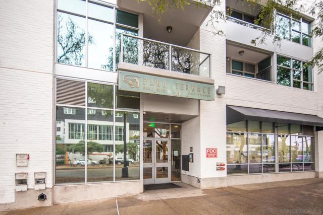 206 Park Blvd, San Diego CA: https://media.crmls.org/mediaz/bbf056c7-7037-46bc-b2fe-28a10538c786.jpg
