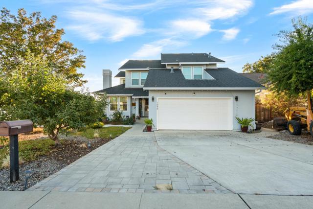 1090 Los Altos Drive, Hollister CA: https://media.crmls.org/mediaz/bbf05f2d-8aeb-4c63-8f4a-137c7c995422.jpg