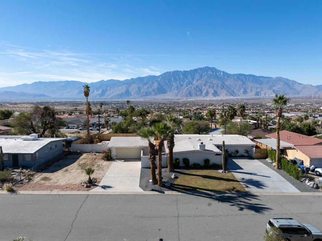 MLS #219138252DA image #3