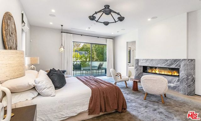 Drew Fenton | 324 S Medio Drive Los Angeles CA | MLS: 7084103