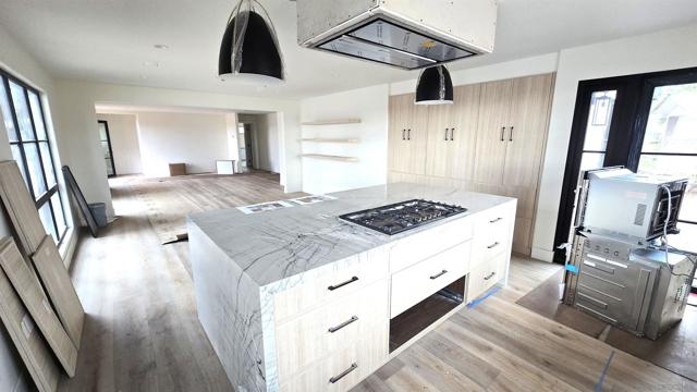 Image 7 of 25 For 227 Hill Dr  