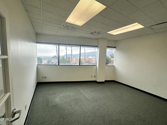 4515 Ocean View Boulevard, La Canada Flintridge, California 91011, ,Commercial Lease,For Rent,4515 Ocean View Boulevard,CRP1-20612
