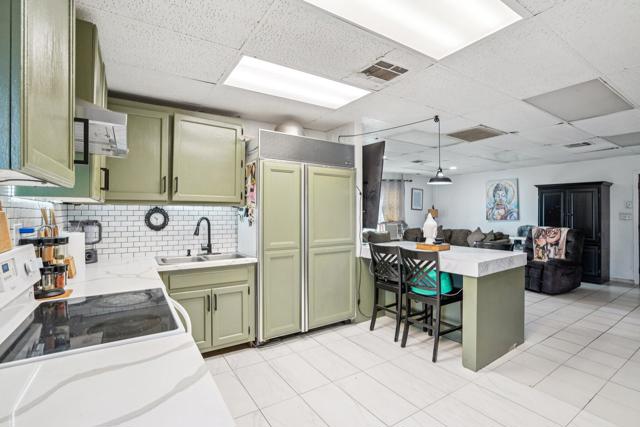 Image 15 of 44 For 2154 Riviera Circle